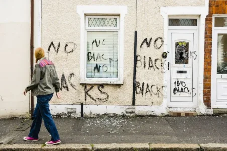 1376933155-racist-attack-on-a-house-in-belfast-northern-ireland_2461434.webp