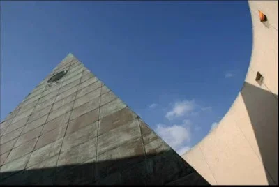 supremecourtpyramid.webp