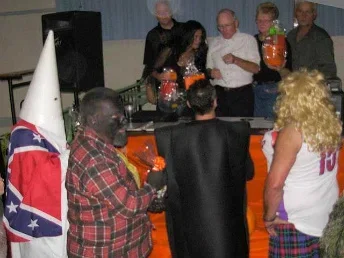 Klan Flag Costume.webp