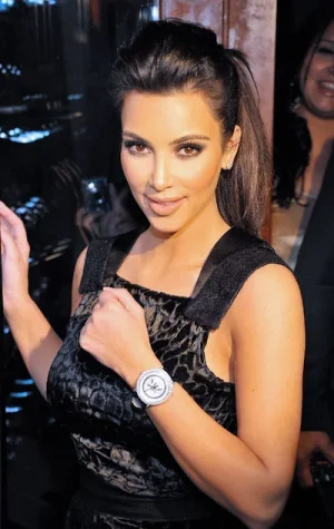 1208-kim-kardashian-ponytail-hair_bd.webp